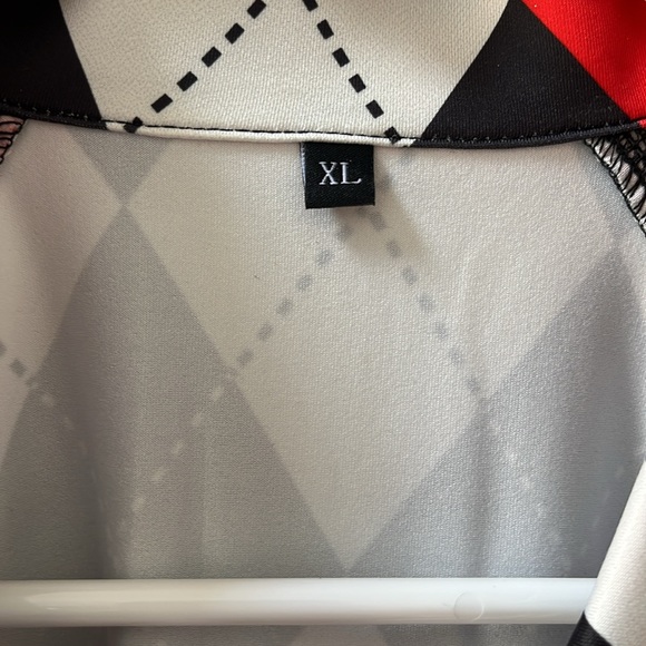 Stylish Red and Black Argyle Women's Golf Shirt - Picture 2 of 4
